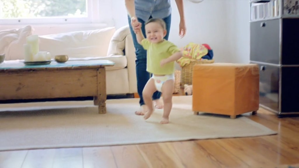 Pampers - First steps